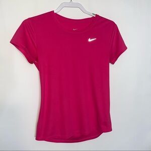 NWOT Nike Dri-Fit Contour Short Sleeve Size Small